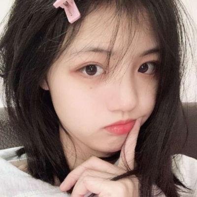 为了受伤的右眼